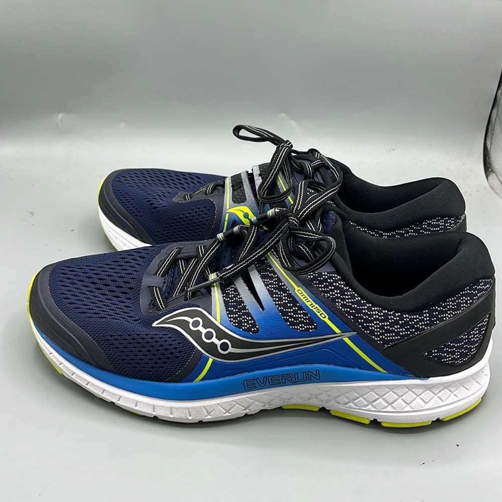 Saucony running‎ shoes